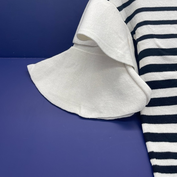 Women's Knit Sweater Bell Sleeve Black and White Striped Top Tiered XS, S, M - Picture 7 of 9